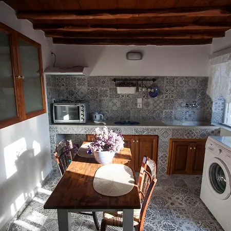 Venerdi Libero Villa Kini Exterior photo