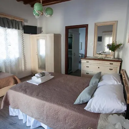 Venerdi Libero Villa Kini Exterior photo